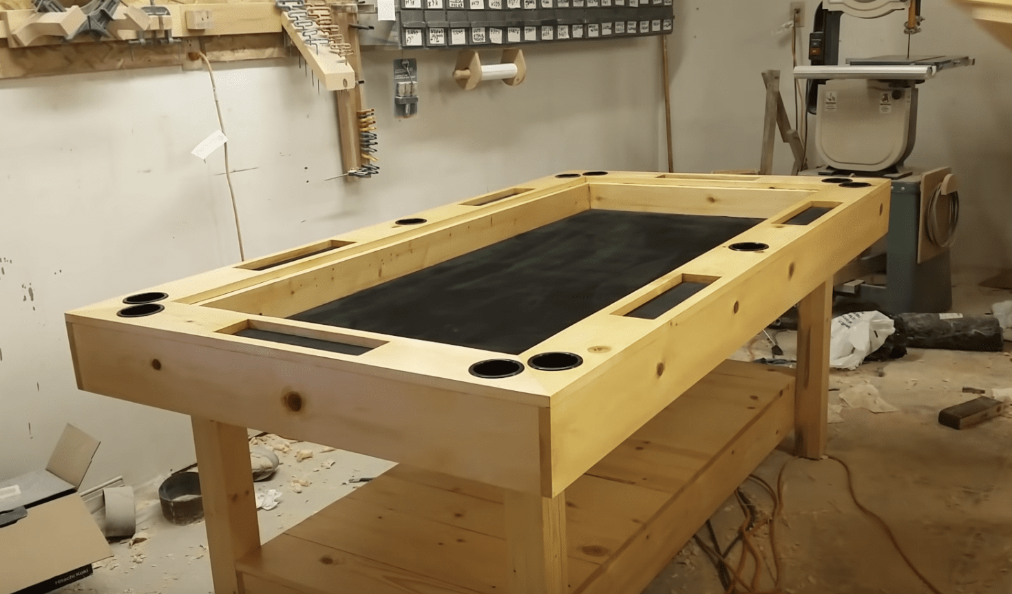 Simple Gaming Table with Cover